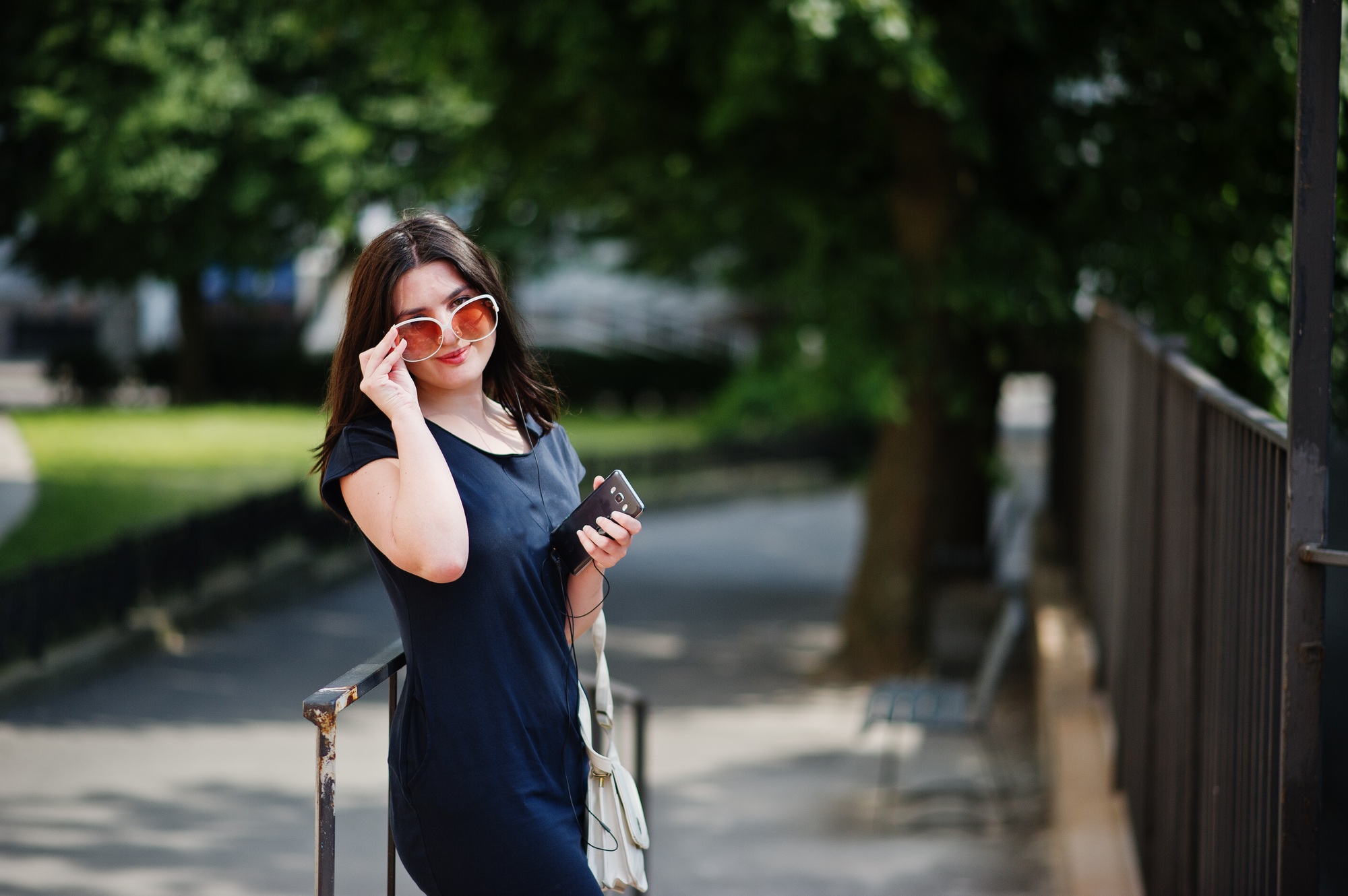 Comment styliser les pièces de la marque de vêtements Francesca