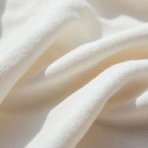 Comment choisir la lingerie adaptée aux peaux sensibles chez les ados pour un confort optimal