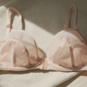 Pourquoi les soutiens-gorge en tulle pour petite poitrine sont le choix idéal pour l&rsquo;été